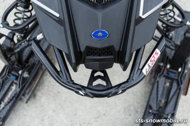 Передний бампер на Polaris Axys (толстостенная труба АМГ5) артикул STSПБп013