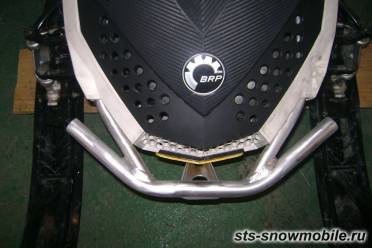 Передний бампер для снегохода Ski-doo (толстостенная труба АМГ5) артикул STSПБс015