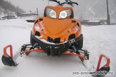 Комплект нижних противопеньковых рычагов для снегохода Arctic Cat М8, 2 шт. артикул STSППк039